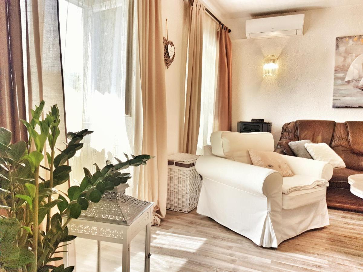 Rijeka Holiday Home Krasica  Экстерьер фото